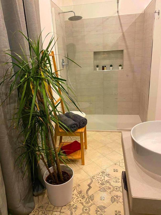 Casa Vacanza Sofa Hotel Sassari Kültér fotó
